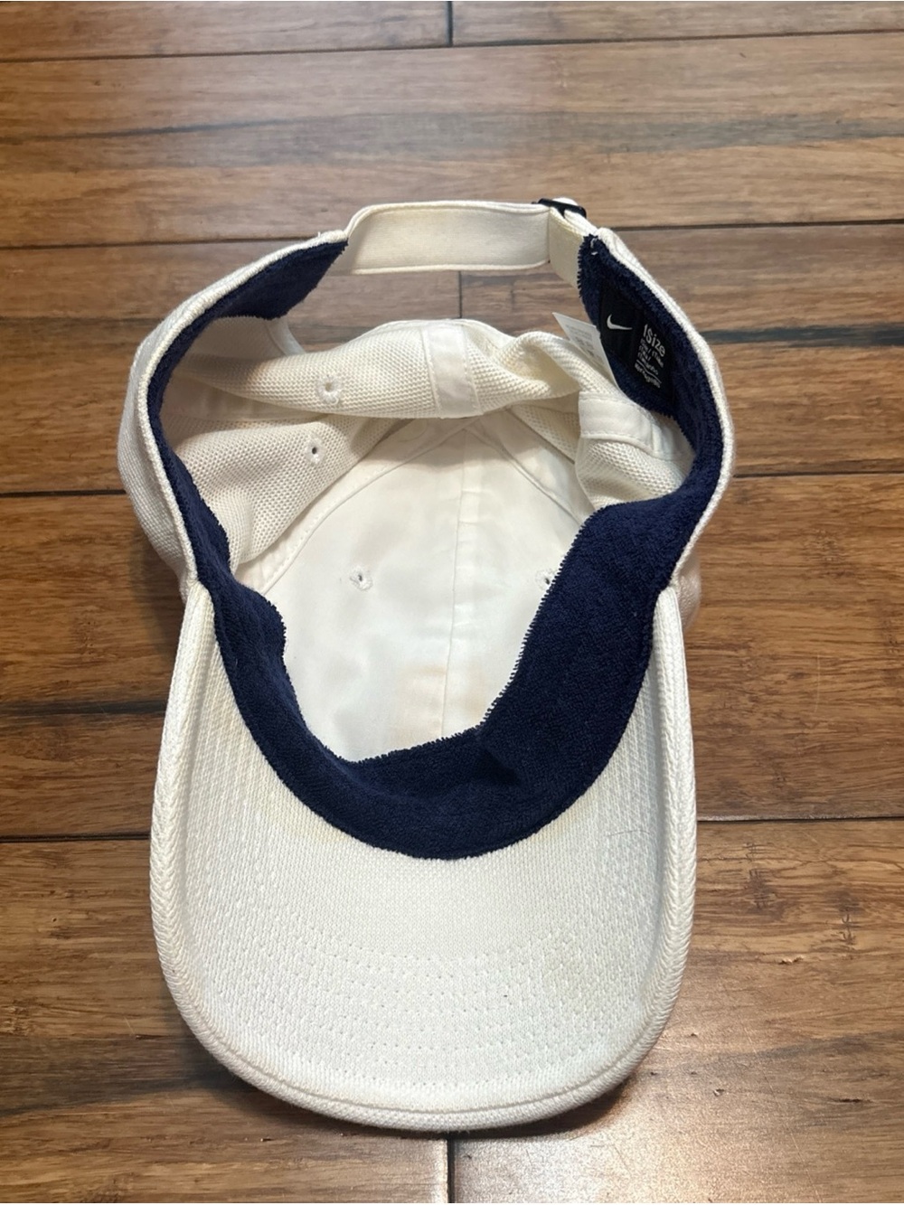 Nike Heritage86 Court Logo Tennis Hat Cap Pique Adjustable White DJ6147-102 Rare - Picture 8 of 10